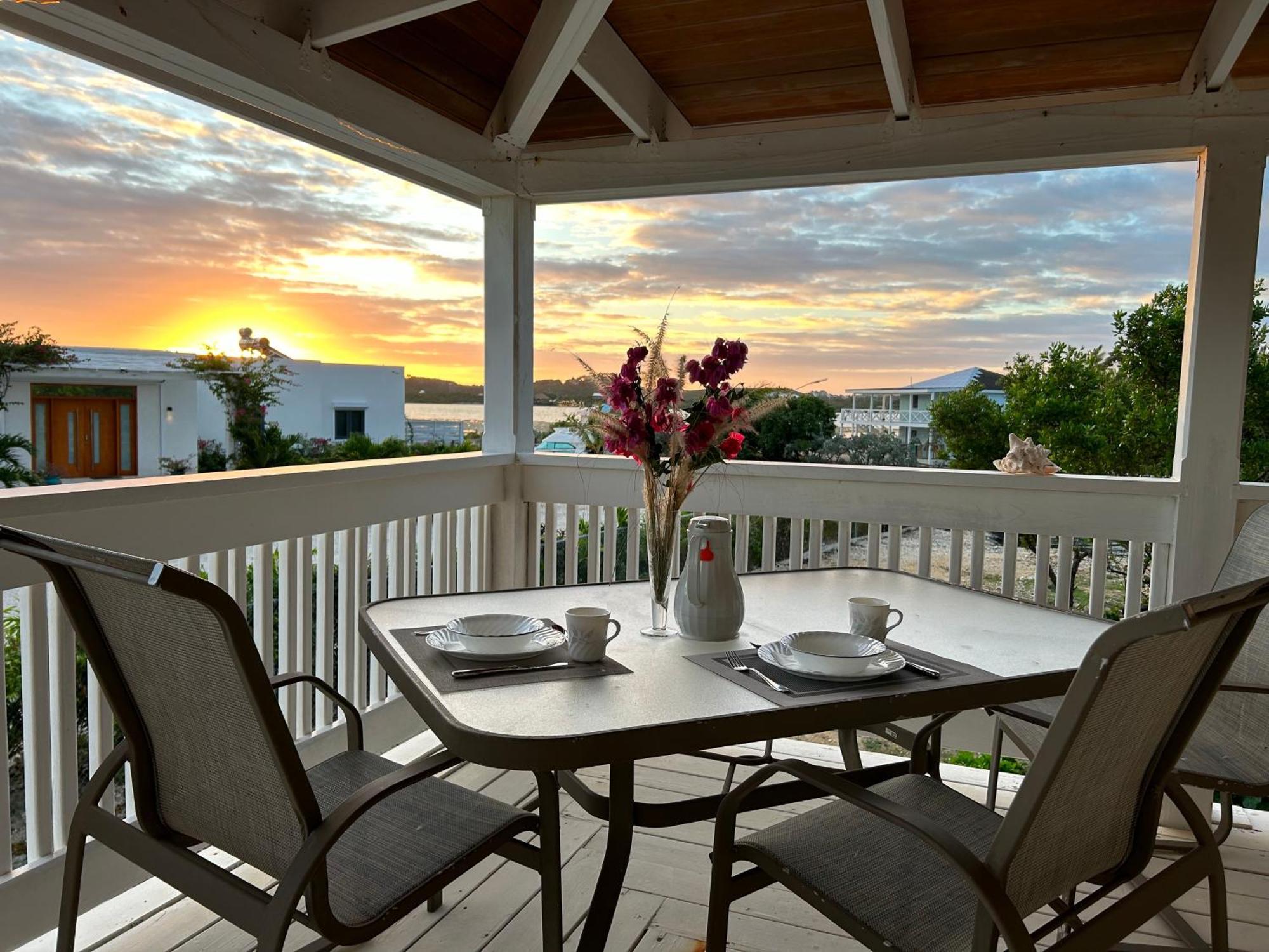 Вілла Flamingo House - Turks & Caicos Turtle Cove Екстер'єр фото