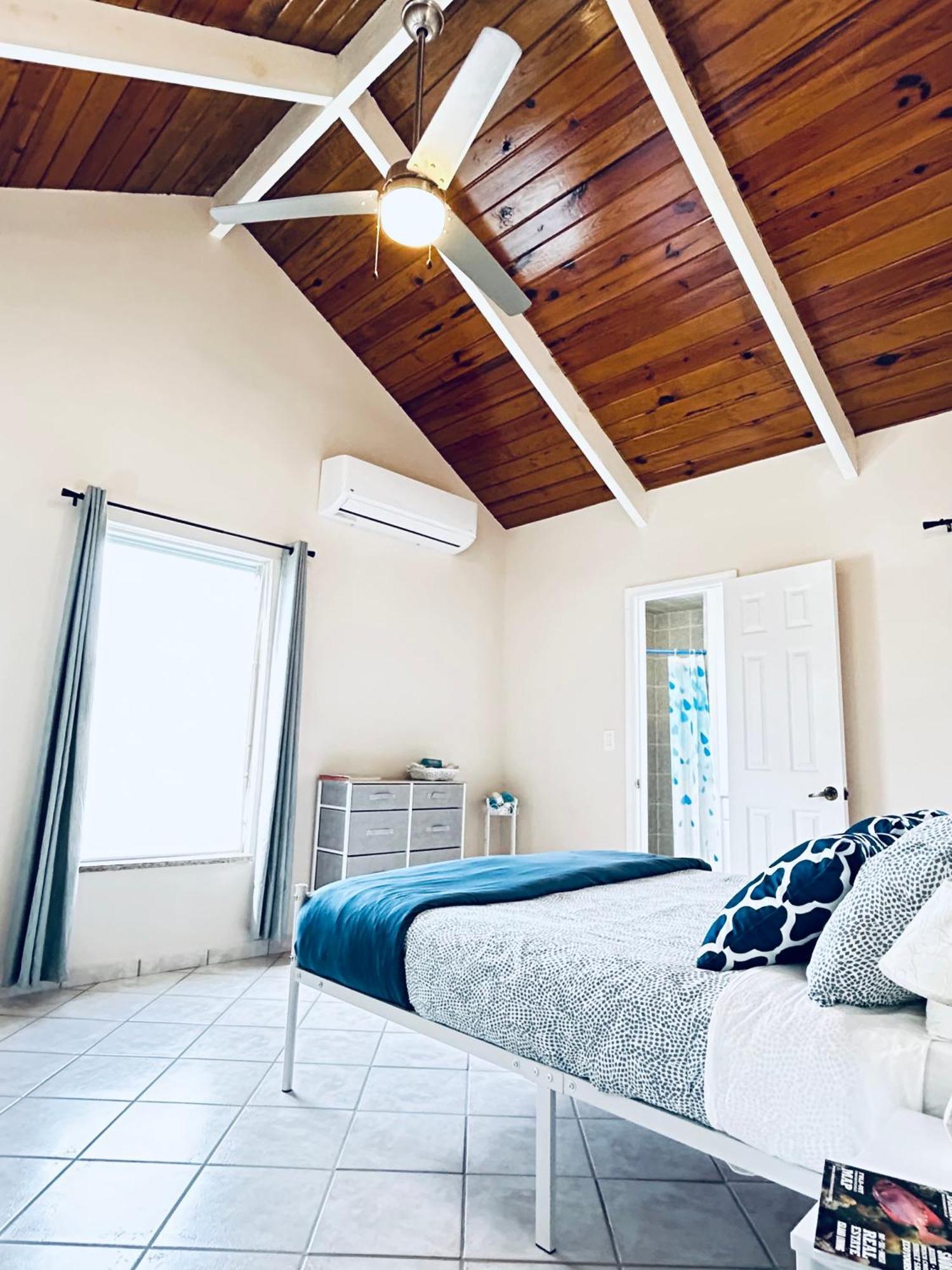 Вілла Flamingo House - Turks & Caicos Turtle Cove Екстер'єр фото